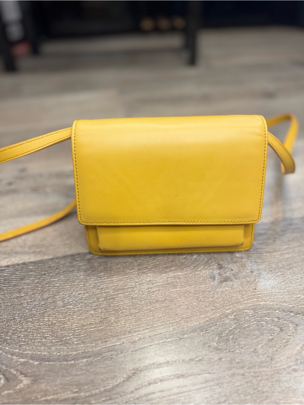 ✨ DE MERIEL Luxury Buttery Yellow Leather Handbag ✨ see photos for blemishes